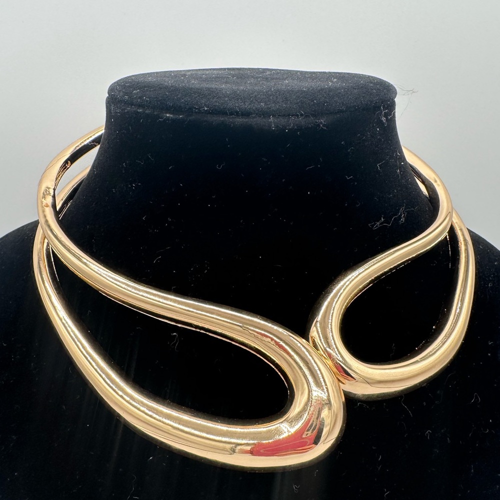✨ Modern Sculptural Gold Collar Necklace | Statement Metal Art Piece